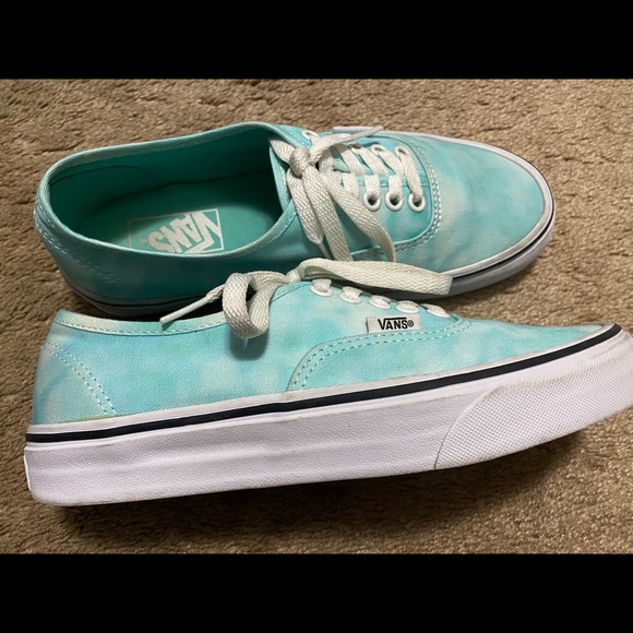 vans authentic light blue